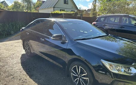 Toyota Camry, 2017 год, 2 700 000 рублей, 3 фотография