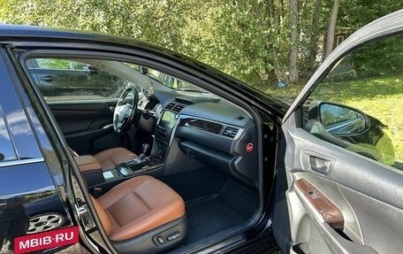Toyota Camry, 2017 год, 2 700 000 рублей, 17 фотография