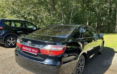 Toyota Camry, 2017 год, 2 700 000 рублей, 8 фотография