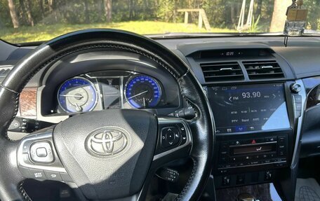Toyota Camry, 2017 год, 2 700 000 рублей, 20 фотография