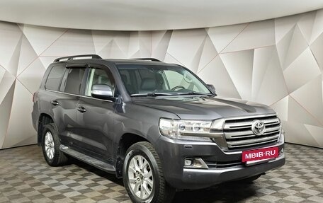 Toyota Land Cruiser 200, 2018 год, 6 200 000 рублей, 3 фотография