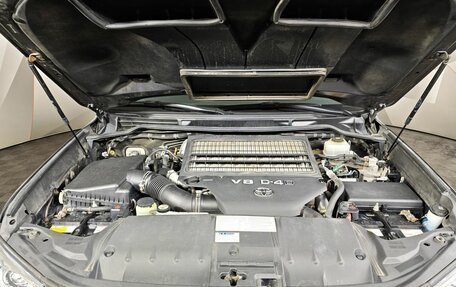 Toyota Land Cruiser 200, 2018 год, 6 200 000 рублей, 11 фотография