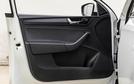 Skoda Rapid I, 2018 год, 1 188 000 рублей, 23 фотография