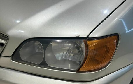 Toyota Ipsum II, 2001 год, 440 000 рублей, 9 фотография