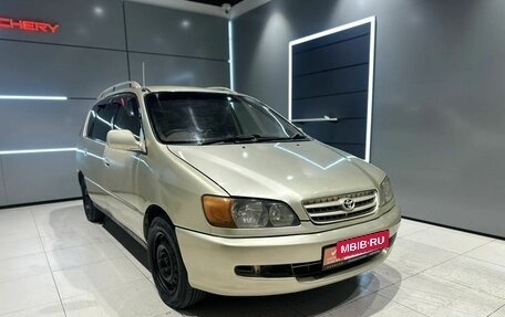 Toyota Ipsum II, 2001 год, 440 000 рублей, 7 фотография