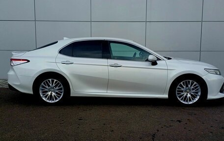Toyota Camry, 2020 год, 2 700 000 рублей, 5 фотография