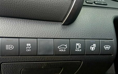 Toyota Camry, 2020 год, 2 700 000 рублей, 24 фотография
