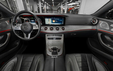 Mercedes-Benz CLS, 2018 год, 4 900 000 рублей, 8 фотография