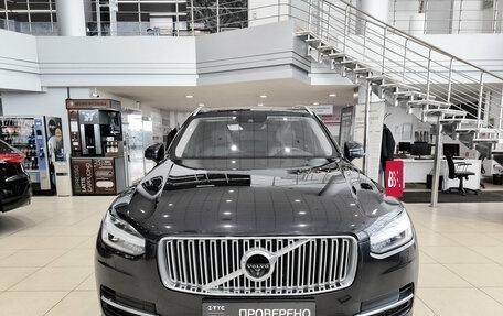Volvo XC90 II рестайлинг, 2019 год, 2 650 000 рублей, 2 фотография