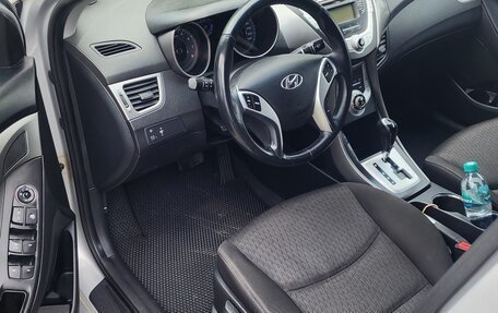 Hyundai Elantra V, 2011 год, 990 000 рублей, 9 фотография