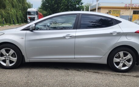 Hyundai Elantra V, 2011 год, 990 000 рублей, 8 фотография