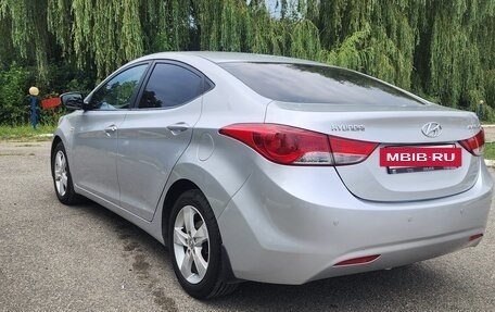 Hyundai Elantra V, 2011 год, 990 000 рублей, 7 фотография