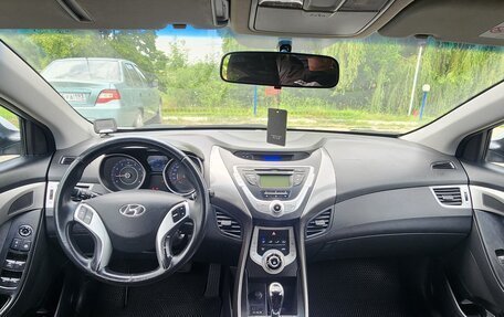 Hyundai Elantra V, 2011 год, 990 000 рублей, 18 фотография