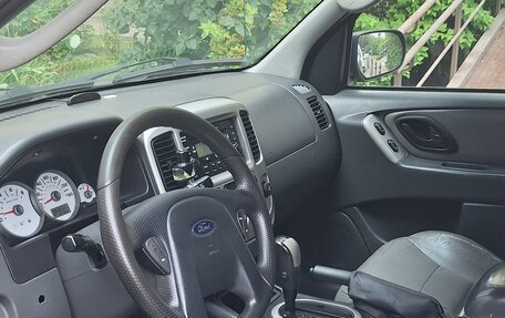 Ford Escape II, 2005 год, 200 000 рублей, 7 фотография