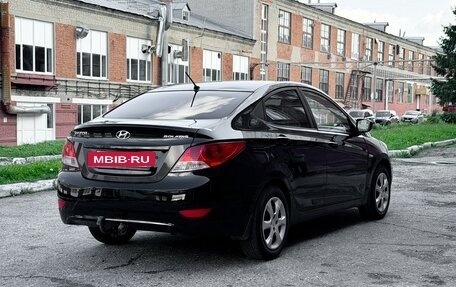 Hyundai Solaris II рестайлинг, 2011 год, 460 000 рублей, 4 фотография