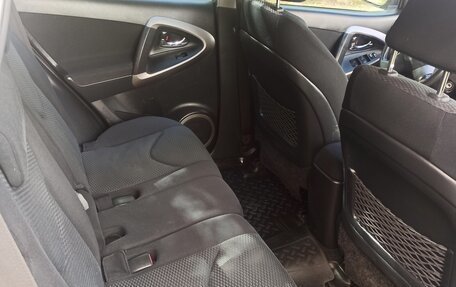 Toyota RAV4, 2006 год, 1 050 000 рублей, 22 фотография