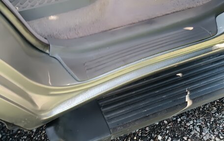 Toyota Land Cruiser 100 рестайлинг 2, 2000 год, 1 650 000 рублей, 22 фотография