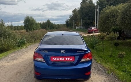 Hyundai Solaris II рестайлинг, 2011 год, 465 000 рублей, 4 фотография