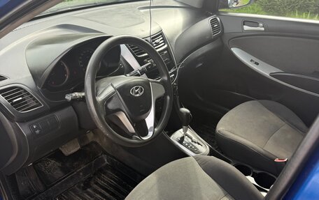 Hyundai Solaris II рестайлинг, 2011 год, 465 000 рублей, 7 фотография