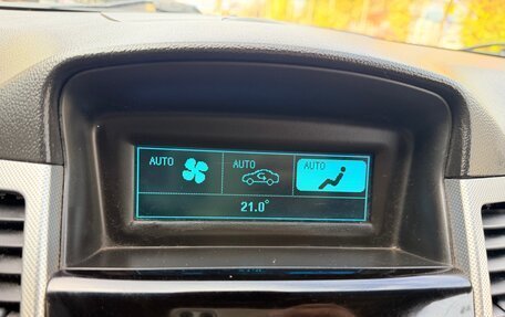 Chevrolet Cruze II, 2012 год, 920 000 рублей, 7 фотография