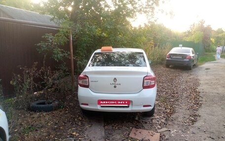 Renault Logan II, 2018 год, 500 000 рублей, 4 фотография