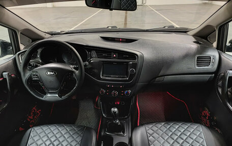 KIA cee'd III, 2016 год, 1 049 000 рублей, 18 фотография