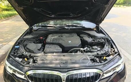 BMW 3 серия, 2022 год, 2 900 000 рублей, 19 фотография