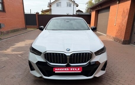 BMW 5 серия, 2024 год, 6 950 000 рублей, 2 фотография