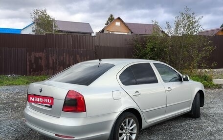 Skoda Octavia, 2011 год, 800 000 рублей, 2 фотография