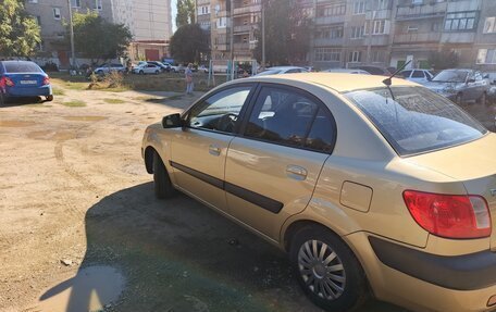 KIA Rio II, 2005 год, 310 000 рублей, 2 фотография