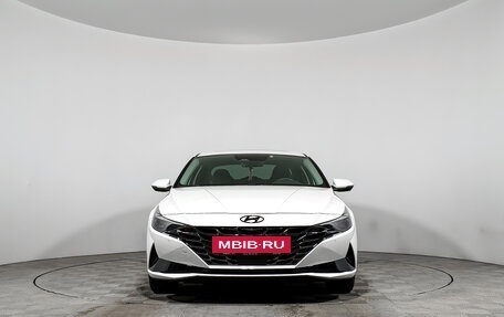 Hyundai Elantra, 2022 год, 2 200 000 рублей, 2 фотография