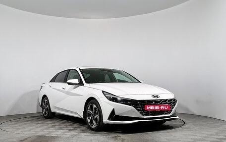 Hyundai Elantra, 2022 год, 2 200 000 рублей, 3 фотография