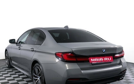BMW 5 серия, 2020 год, 4 650 000 рублей, 7 фотография