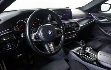 BMW 5 серия, 2020 год, 4 650 000 рублей, 14 фотография