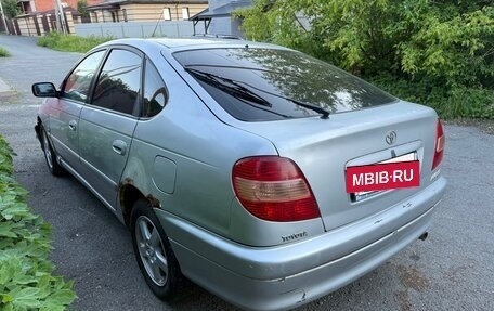 Toyota Avensis III рестайлинг, 2002 год, 250 000 рублей, 9 фотография