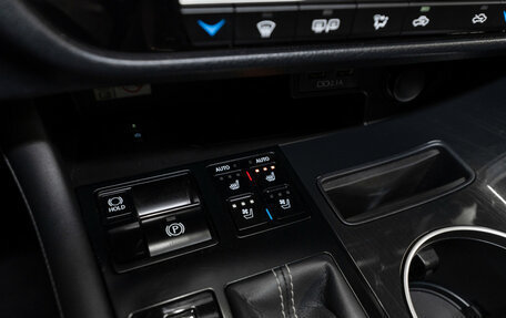 Lexus RX IV рестайлинг, 2021 год, 5 350 000 рублей, 23 фотография