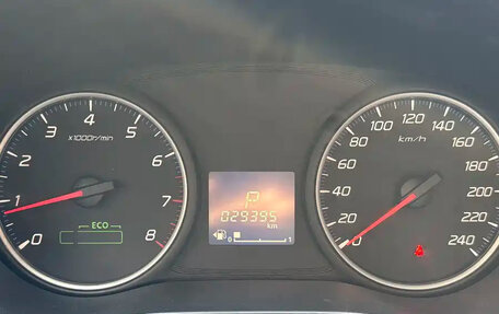 Mitsubishi Outlander III рестайлинг 3, 2022 год, 2 210 000 рублей, 9 фотография