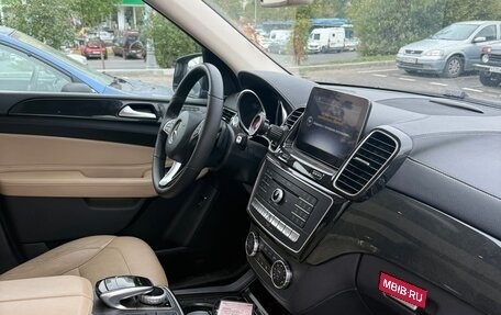 Mercedes-Benz GLE, 2018 год, 4 000 000 рублей, 22 фотография