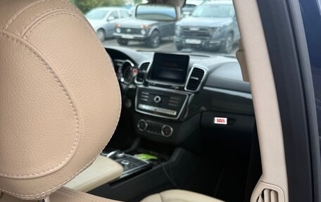 Mercedes-Benz GLE, 2018 год, 4 000 000 рублей, 26 фотография