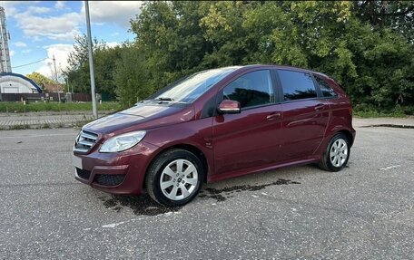 Mercedes-Benz B-Класс, 2010 год, 799 999 рублей, 3 фотография