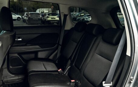 Mitsubishi Outlander III рестайлинг 3, 2013 год, 1 585 000 рублей, 16 фотография