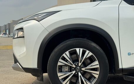 Nissan X-Trail, 2024 год, 3 300 000 рублей, 13 фотография