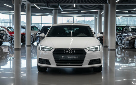 Audi A4, 2019 год, 2 240 000 рублей, 3 фотография