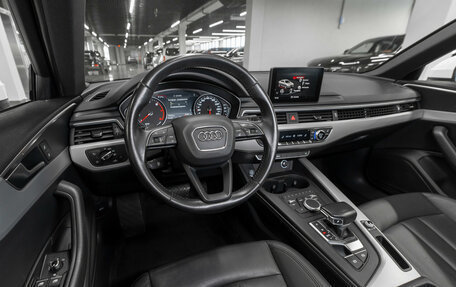 Audi A4, 2019 год, 2 240 000 рублей, 7 фотография