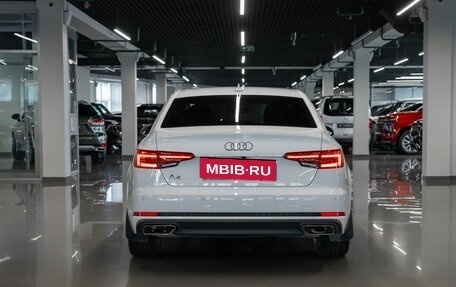 Audi A4, 2019 год, 2 240 000 рублей, 6 фотография