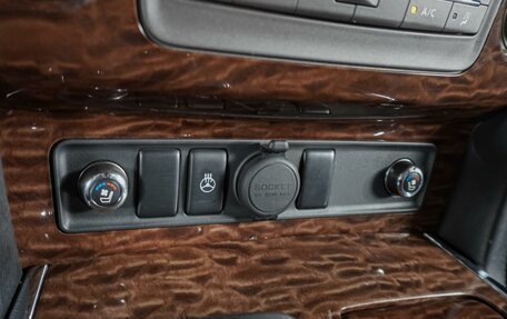 Nissan Patrol, 2011 год, 2 339 000 рублей, 18 фотография