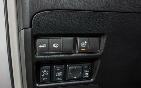 Nissan Patrol, 2011 год, 2 339 000 рублей, 29 фотография