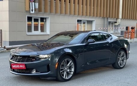 Chevrolet Camaro VI, 2022 год, 3 990 000 рублей, 1 фотография