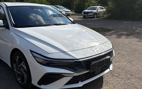 Hyundai Elantra, 2023 год, 1 900 000 рублей, 2 фотография