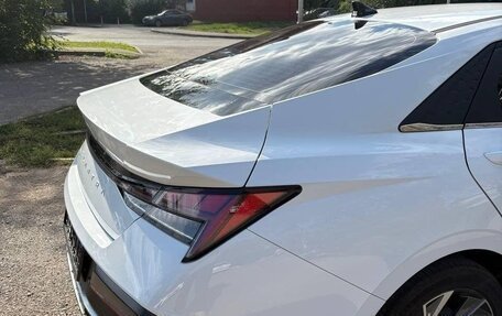 Hyundai Elantra, 2023 год, 1 900 000 рублей, 5 фотография
